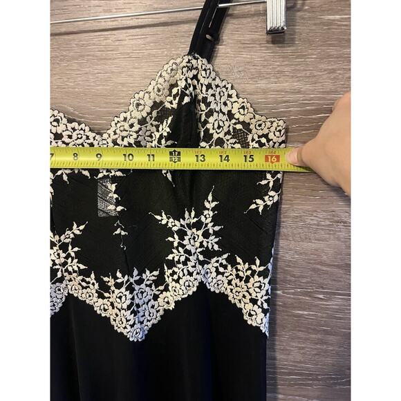 Wacoal Embrace Lace Slip Dress Black Ivory New Sz M Sexy Sheer Embroidered - Picture 6 of 9